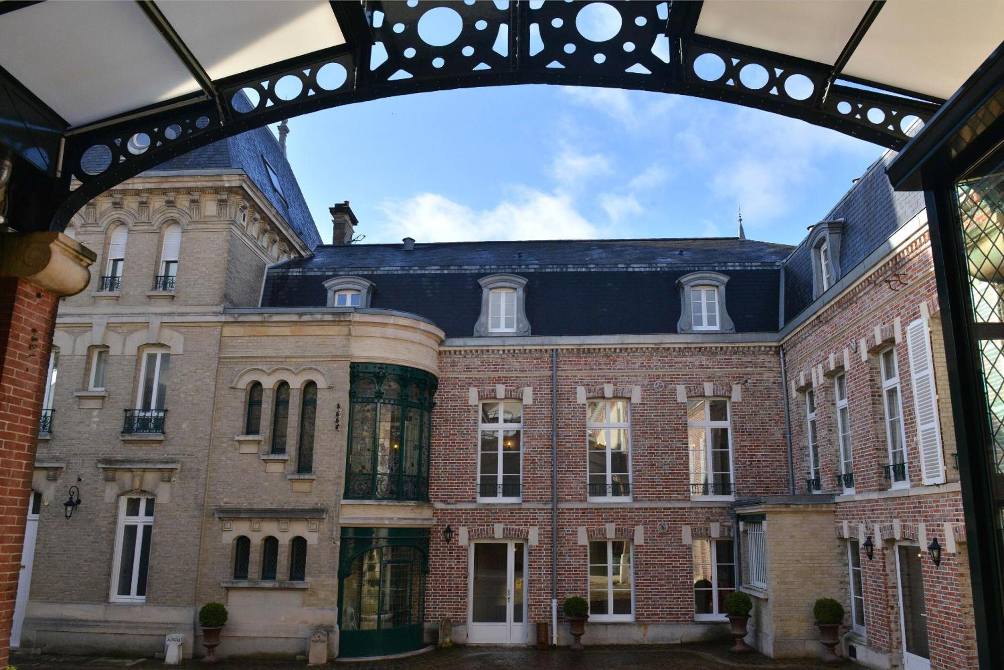 Hotel Castel Jeanson Ay-Champagne Exterior foto